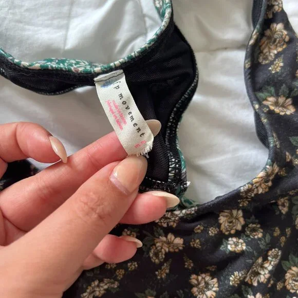 Free People x FP Movement Women's Floral Printed Synergy Strappy Back Sports Bra - Picture 8 of 9